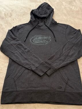 New Era Florida Gators Tonal Logo Hoodie – Men’s M
